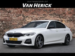 BMW 3-serie - 330i M-Sport | Head-up | Cruise | Stoelverwarming