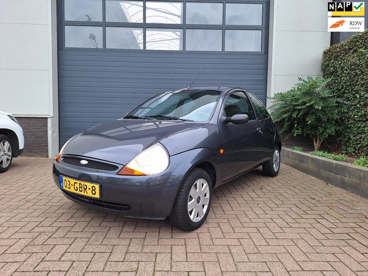 Ford Ka - | 1.3 Cool & Sound | Airco | Zeer lage kilometerstand | 2e eigenaar | - AutoWereld.nl