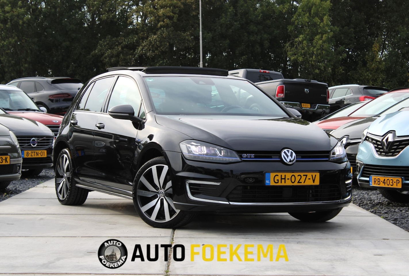 Volkswagen Golf - 1.4 TSI GTE Leder Pano Adaptive Cruise - AutoWereld.nl