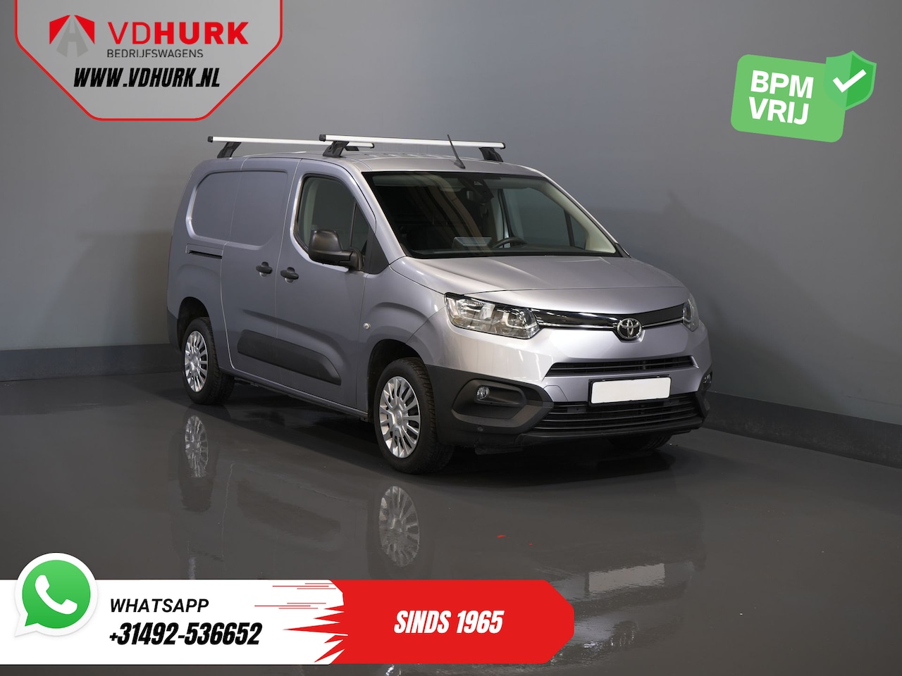 Toyota ProAce City - 1.2 Turbo 130 pk Benzine Aut. BPM VRIJ! 3Pers./ Carplay/ Camera/ Cruise/ PDC/ Trekhaak - AutoWereld.nl