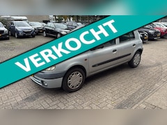 Renault Clio - 1.4 RN AUTOMAAT Inruil Koopje weg is pech