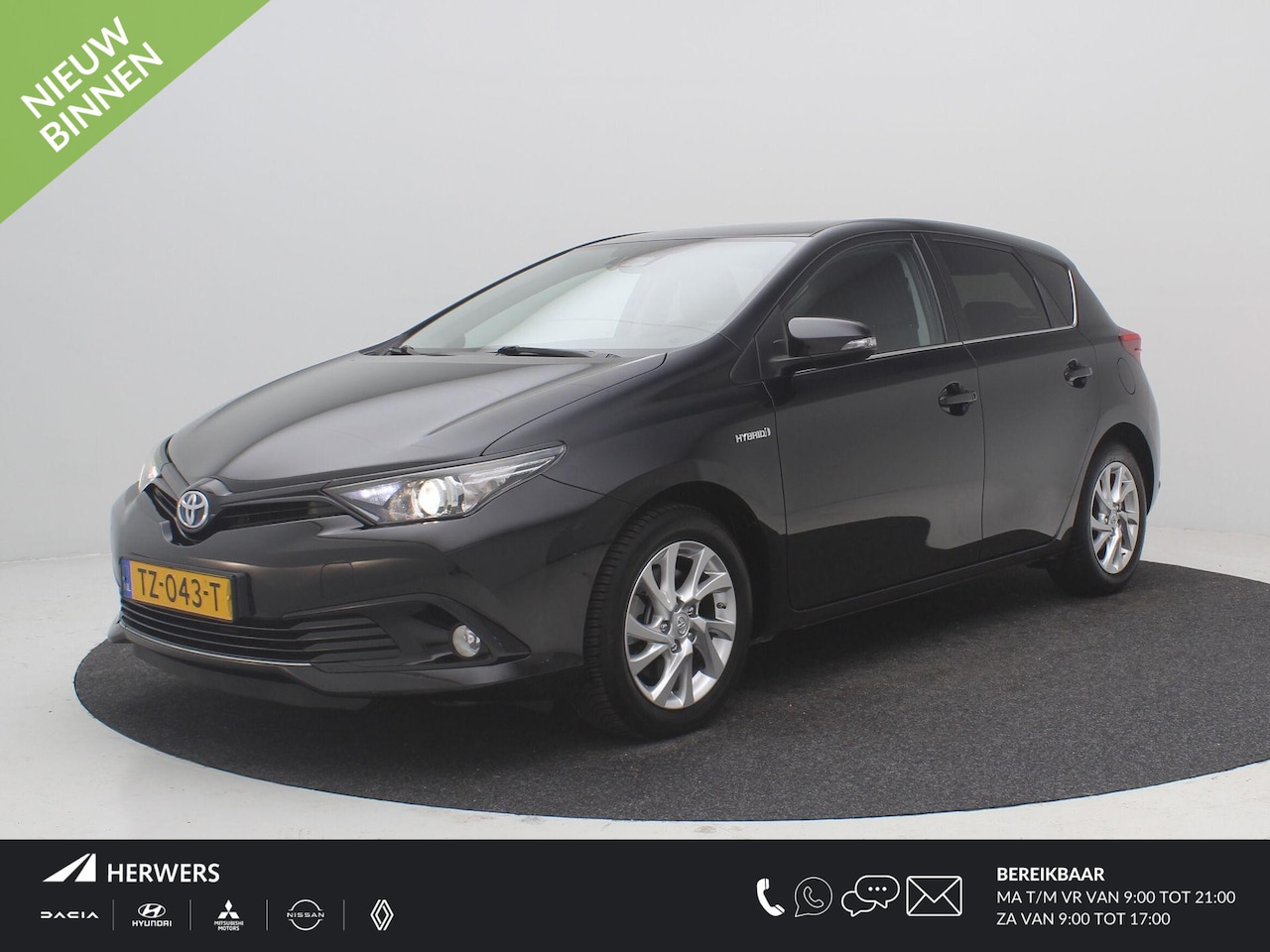 Toyota Auris - 1.8 Hybrid Energy Plus Automaat / Afneembare Trekhaak / Cruise Control / Climate Control / - AutoWereld.nl