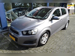 Chevrolet Aveo - 1.2 LT 5 deurs airco