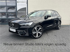 Volvo XC60 - B5 Ultimate Dark | Luchtvering | Panorama dak | Harman Kardon | Adaptieve cruise |
