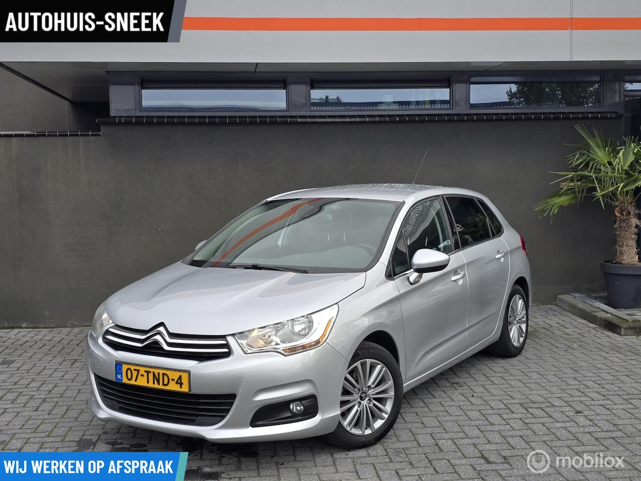 Citroën C4 - 1.4 VTi Ligne Business | 2012 | Trekhaak | Netjes - AutoWereld.nl