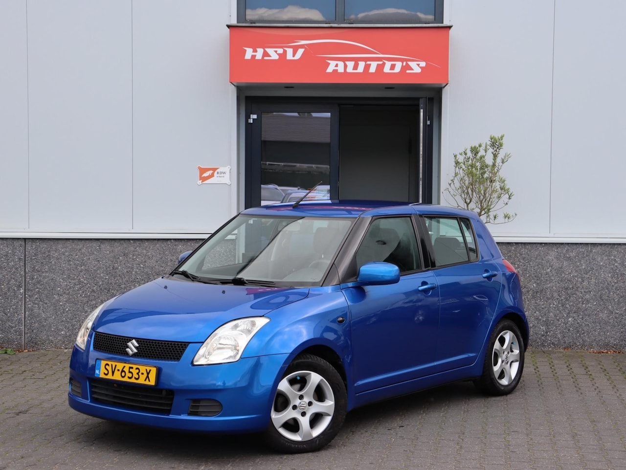 Suzuki Swift - 1.3 GA airco LM 4-deurs - AutoWereld.nl