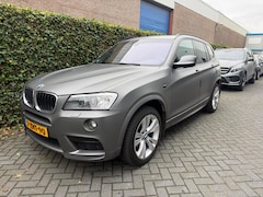BMW X3 - XDrive20i High Executive mat grijs pano