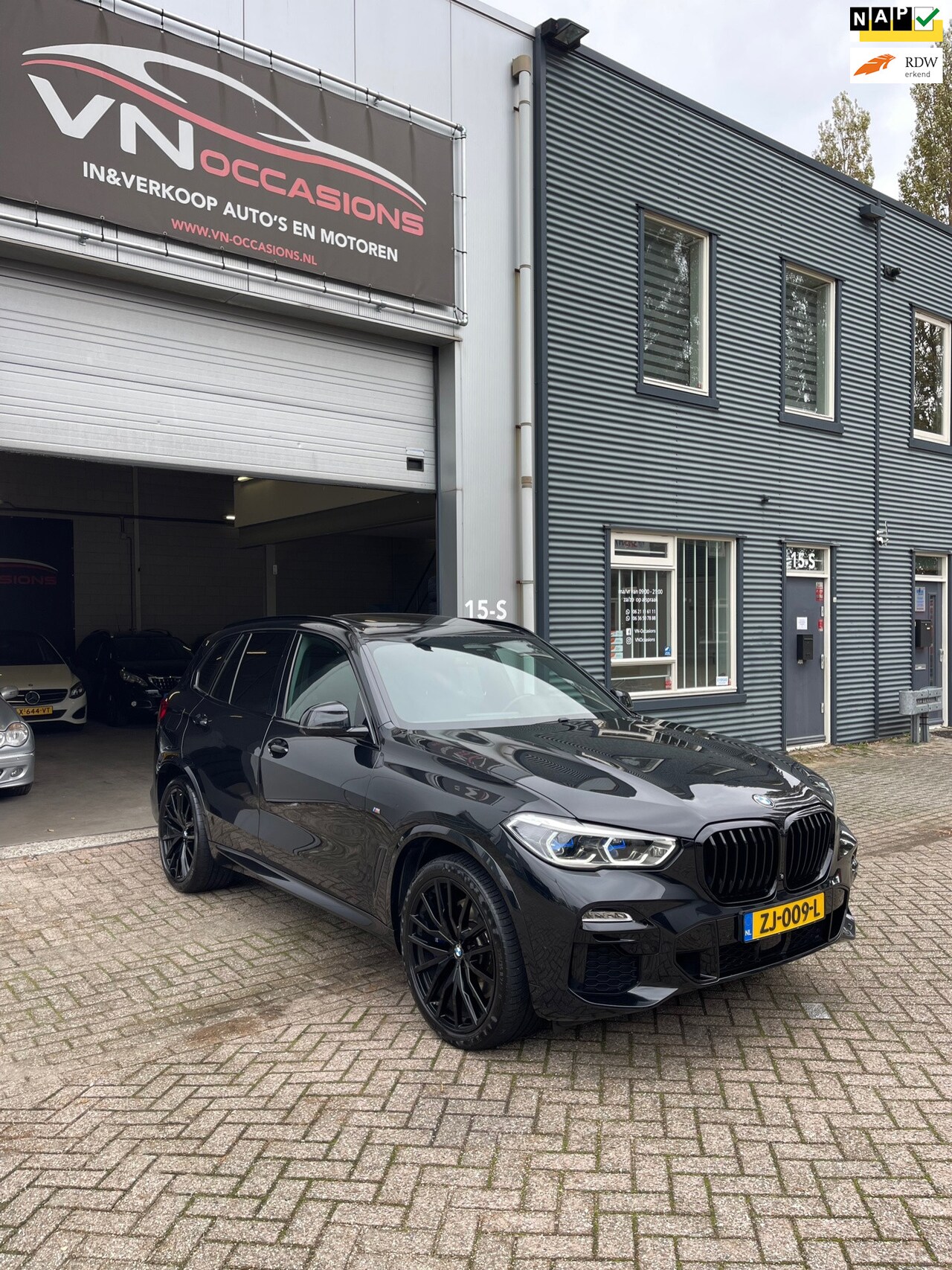 BMW X5 - XDrive40i High Executive NAP LASER ACHTERASBESTURING - AutoWereld.nl