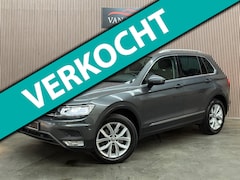 Volkswagen Tiguan - 2.0 TSI 4Motion Highline 2017 DSG KEYLESS NAVI CAR-PLAY