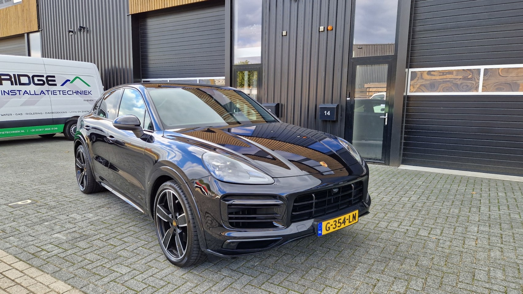 Porsche Cayenne Coupé - 3.0 E-Hybrid 3.0 E-Hybrid - AutoWereld.nl