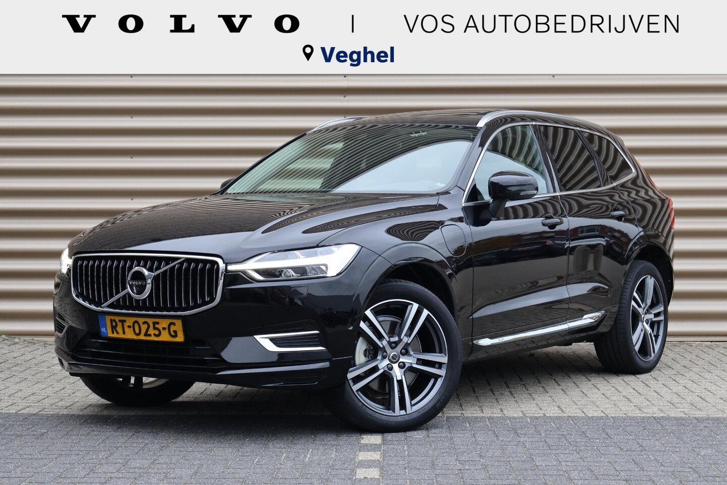 Volvo XC60 - T8 Twin Engine AWD Inscription | Luchtvering | Trekhaak elektr. | Nappa leder / ventilatie - AutoWereld.nl