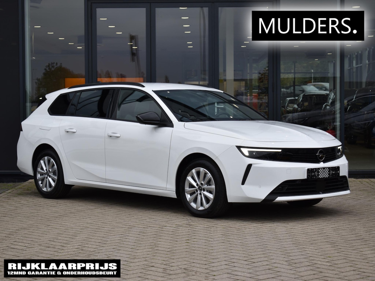 Opel Astra Sports Tourer - 1.2 Turbo Business Edition VOORRAAD - AutoWereld.nl