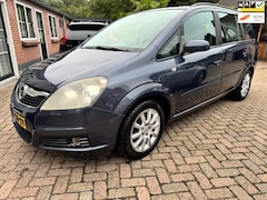 Opel Zafira - 2.2 Temptation NIEUWE APK T/M 10-2026 7-PERS. TREKHAAK