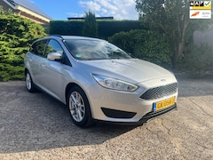 Ford Focus Wagon - 1.0 Trend Edition, Airco, Navi, Dealer onderhouden, Nette auto