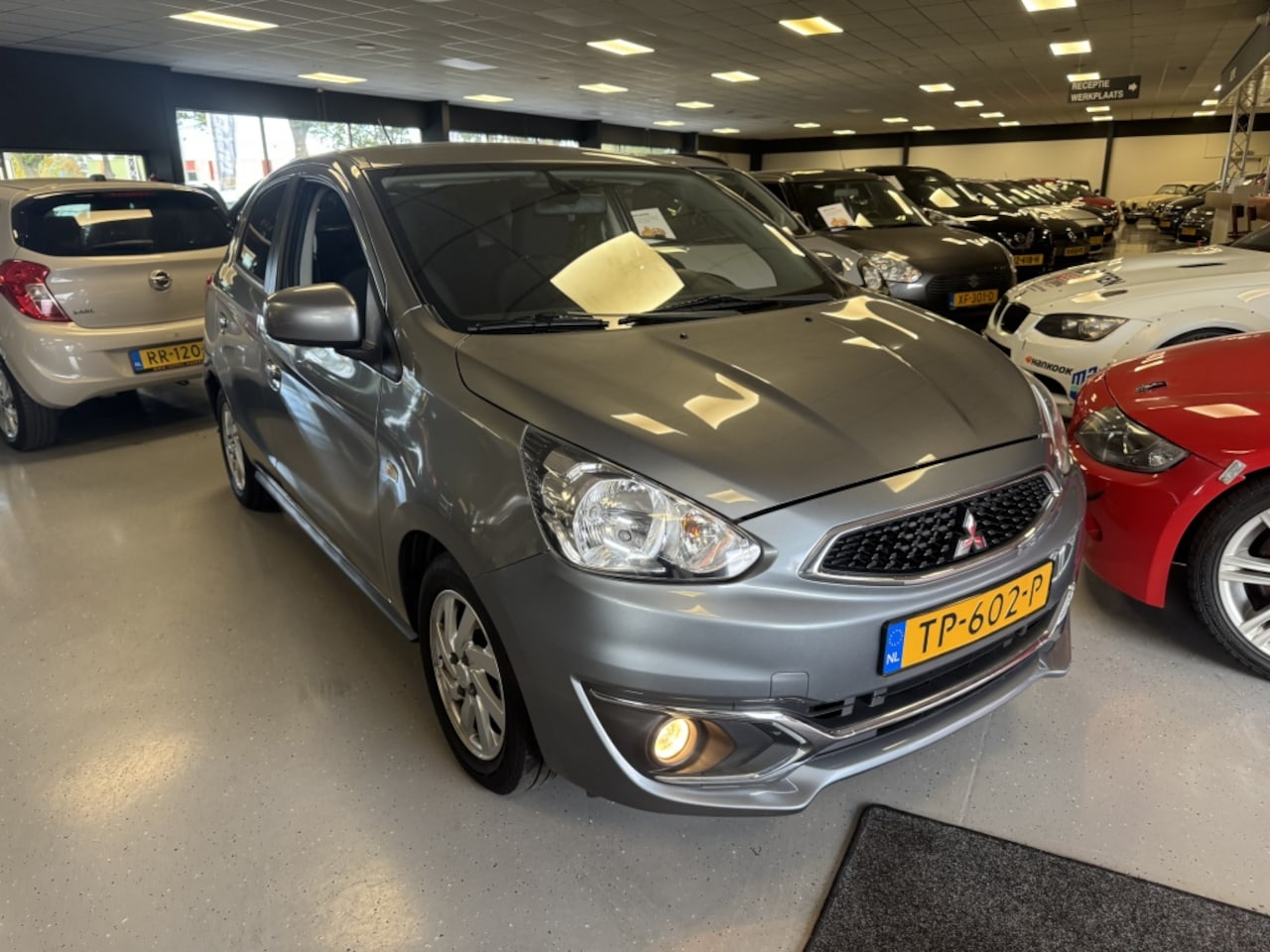 Mitsubishi Space Star - 1.0 Intense 1.0 Intense - AutoWereld.nl