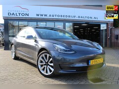 Tesla Model 3 - Long Range AWD 75 kWh TREKHAAK / 19" LMV / 1e EIG. / AUTOPILOT/ LEER / PANODAK / INCL. BTW