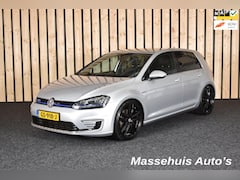 Volkswagen Golf - 1.4 TSI GTE Trekhaak 2e eig. Dealer auto 19" Navi LED 163dkm Nwe APK