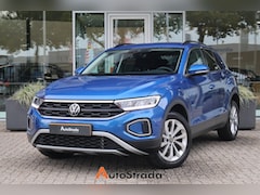Volkswagen T-Roc - 1.5 Life Business TSI 150pk | Virtual | Carplay | Climate | Adaptive | Lane Assist | LED