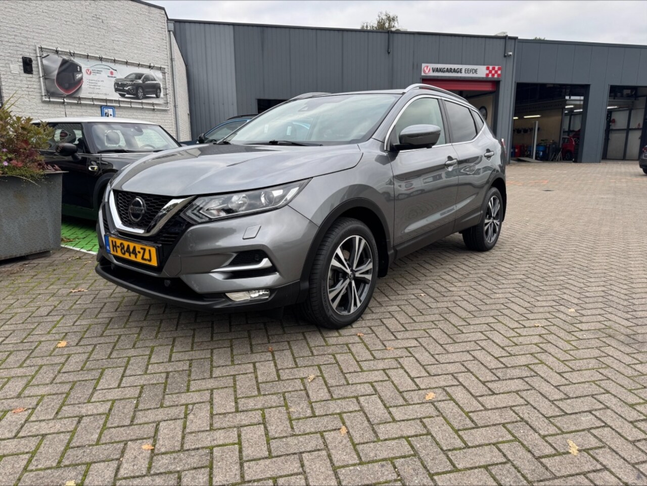 Nissan Qashqai - 1.3 DIG-T N-Connecta - AutoWereld.nl