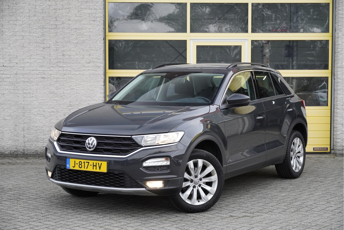 Volkswagen T-Roc - 1.0 TSI Style BJ2020 Lmv 17" | Led | Pdc | Elek. achterklep | App-Connect | Climate contro - AutoWereld.nl