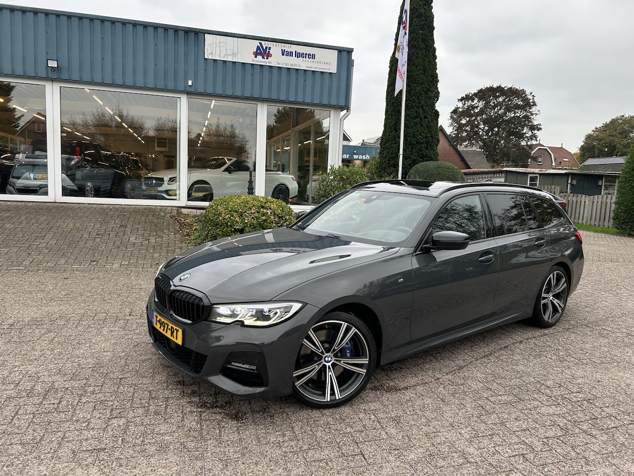 BMW 3-serie Touring - 330i xDrive High Executive Pano - AutoWereld.nl