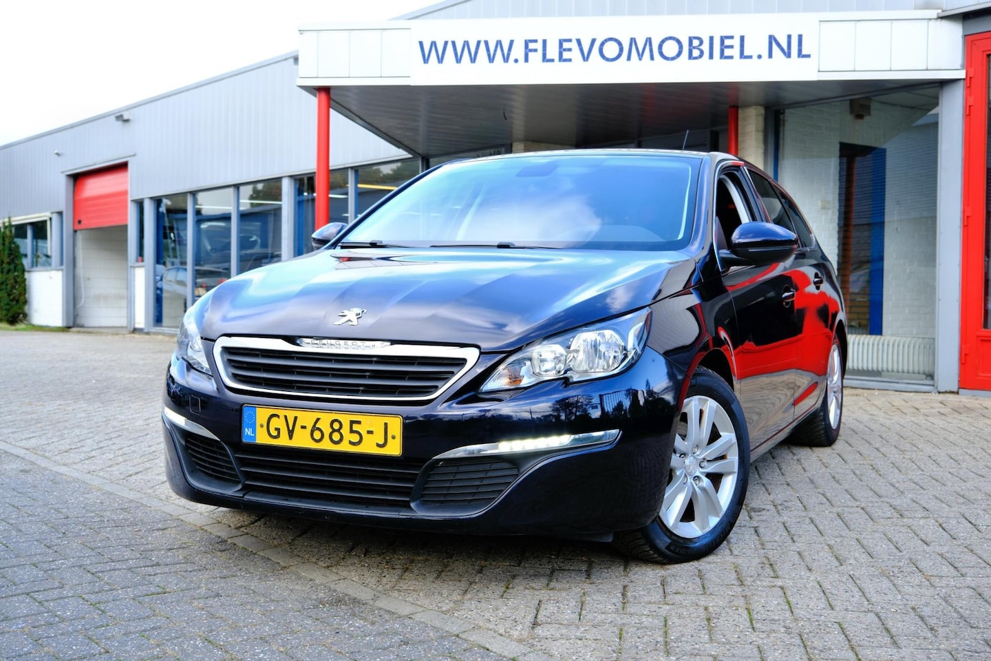 Peugeot 308 SW - 1.6 120pk BlueHDI Blue Lease Pack Navi|Clima|LMV - AutoWereld.nl