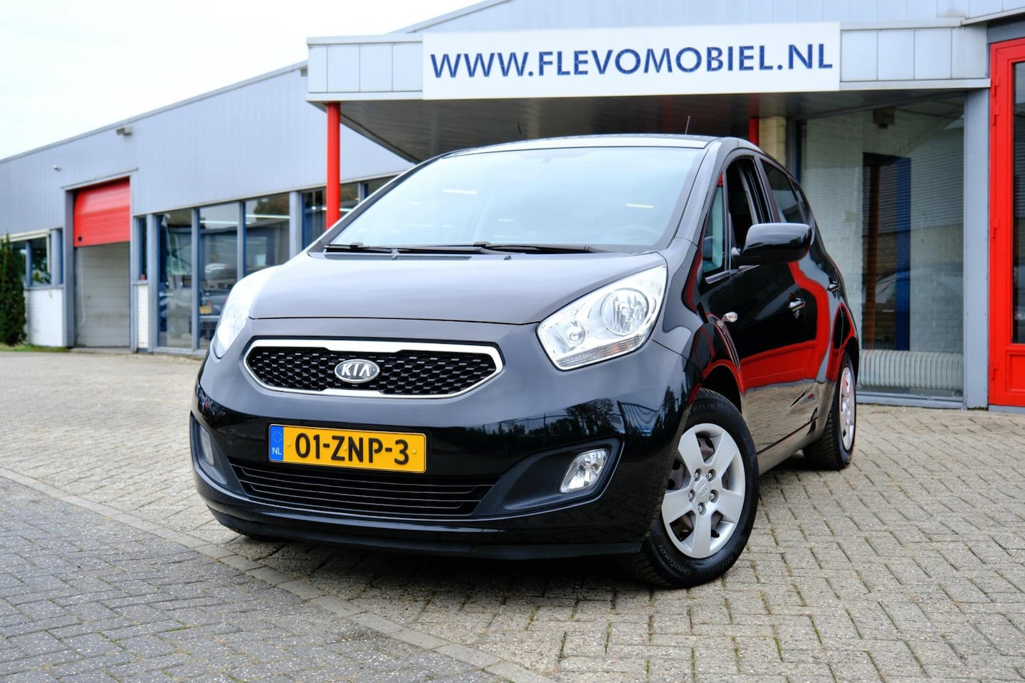 Kia Venga - 1.4 CVVT Plus Pack Navi|Cam|Airco - AutoWereld.nl