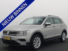 Volkswagen Tiguan - 1.4 TSI ACT Comfortline AUTOMAAT / TREKHAAK / NWE DRIEM / CAMERA / NAVI / CLIMA / PDC / BL