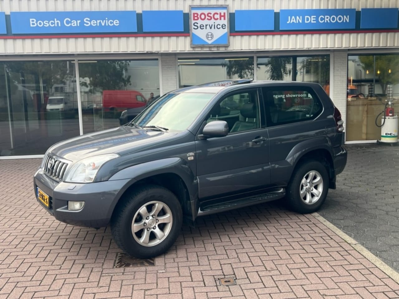 Toyota Land Cruiser - 3.0 D-4D 3drs automaat 5 persoons #DEFECT - AutoWereld.nl