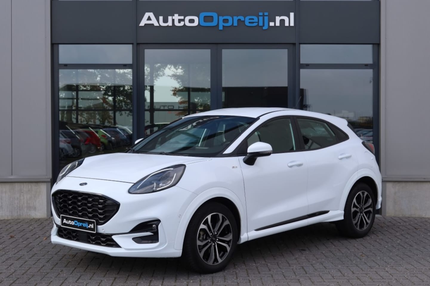 Ford Puma - 1.0 EcoBoost Hybrid ST-Line AUTOMAAT NAVI, Camera, Winterpakket - AutoWereld.nl