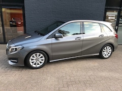 Mercedes-Benz B-klasse - 180 AMBITION *Trekhaak/camera/automaat