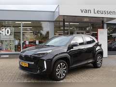 Toyota Yaris Cross - 1.5 HYBRID STYLE PANORAMADAK HEAD-UP KEYLESS STOEL/STUURVERWARMING 17"LM-VELGEN PRIVACY-GL
