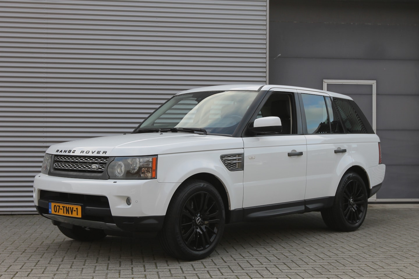 Land Rover Range Rover Sport - 5.0 V8 Supercharged I Aut. I 510 PK I Navi I Camera I Leder - AutoWereld.nl