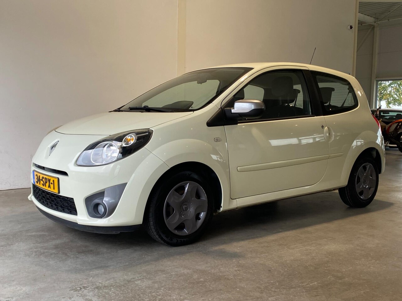 Renault Twingo - 1.2-16V Night & Day - AutoWereld.nl
