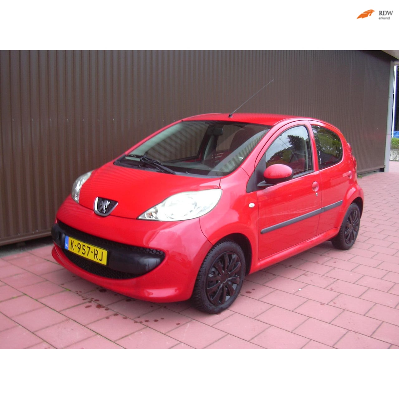 Peugeot 107 - 1.0-12V XR 1.0-12V XR - AutoWereld.nl