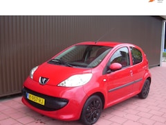Peugeot 107 - 1.0-12V XR