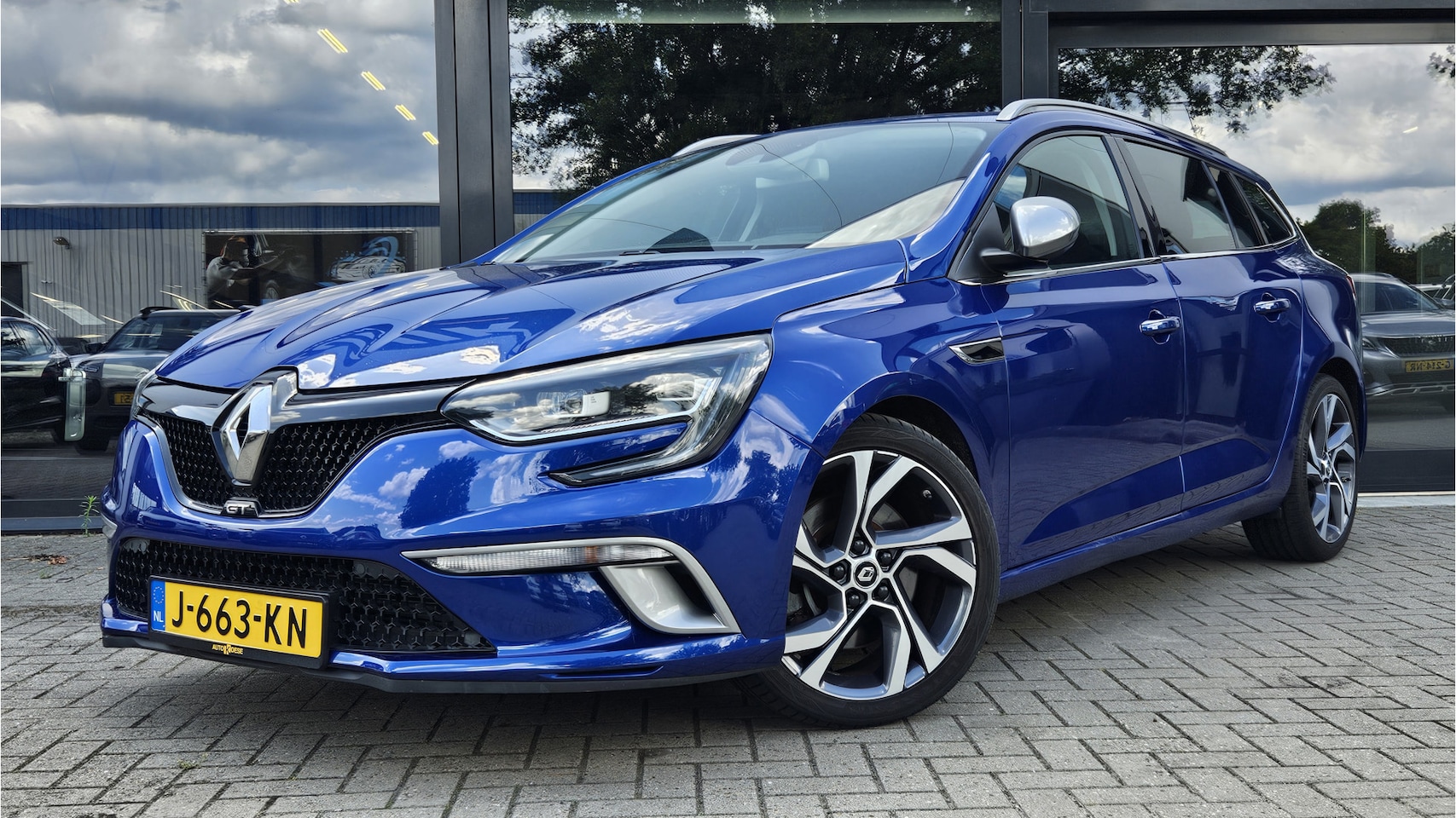 Renault Mégane Estate - 1.6 TCe GT + BOSE + PURE LED + NAVIGATIE + LM VELGEN - AutoWereld.nl