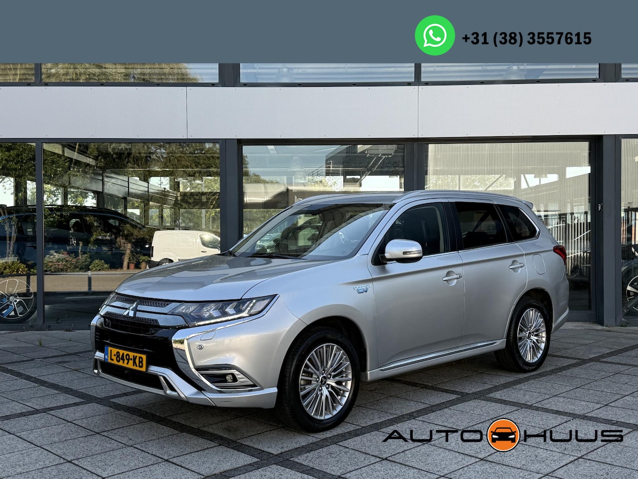 Mitsubishi Outlander - 2.4 PHEV Aut. Intense | Carplay | Trekhaak | Camera | - AutoWereld.nl