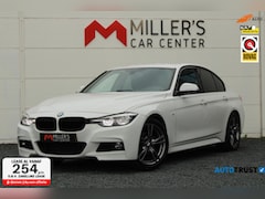 BMW 3-serie - 318i M Sport VIRTUAL COCKPIT Navi Groot Stoelverwarming