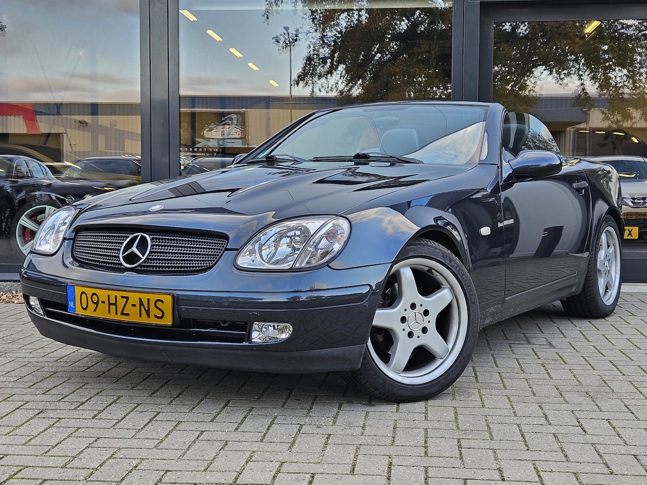 Mercedes-Benz SLK-klasse - 230 K. + TWO TONE LEDER + AMG STYLE VELGEN + CRUISE + KLIMA + STOELVERW. - AutoWereld.nl