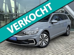 Volkswagen Passat Variant - 1.4 TSI PHEV GTE Business 218pk Camera / Trekhaak / Stoel-Stuur verwarming