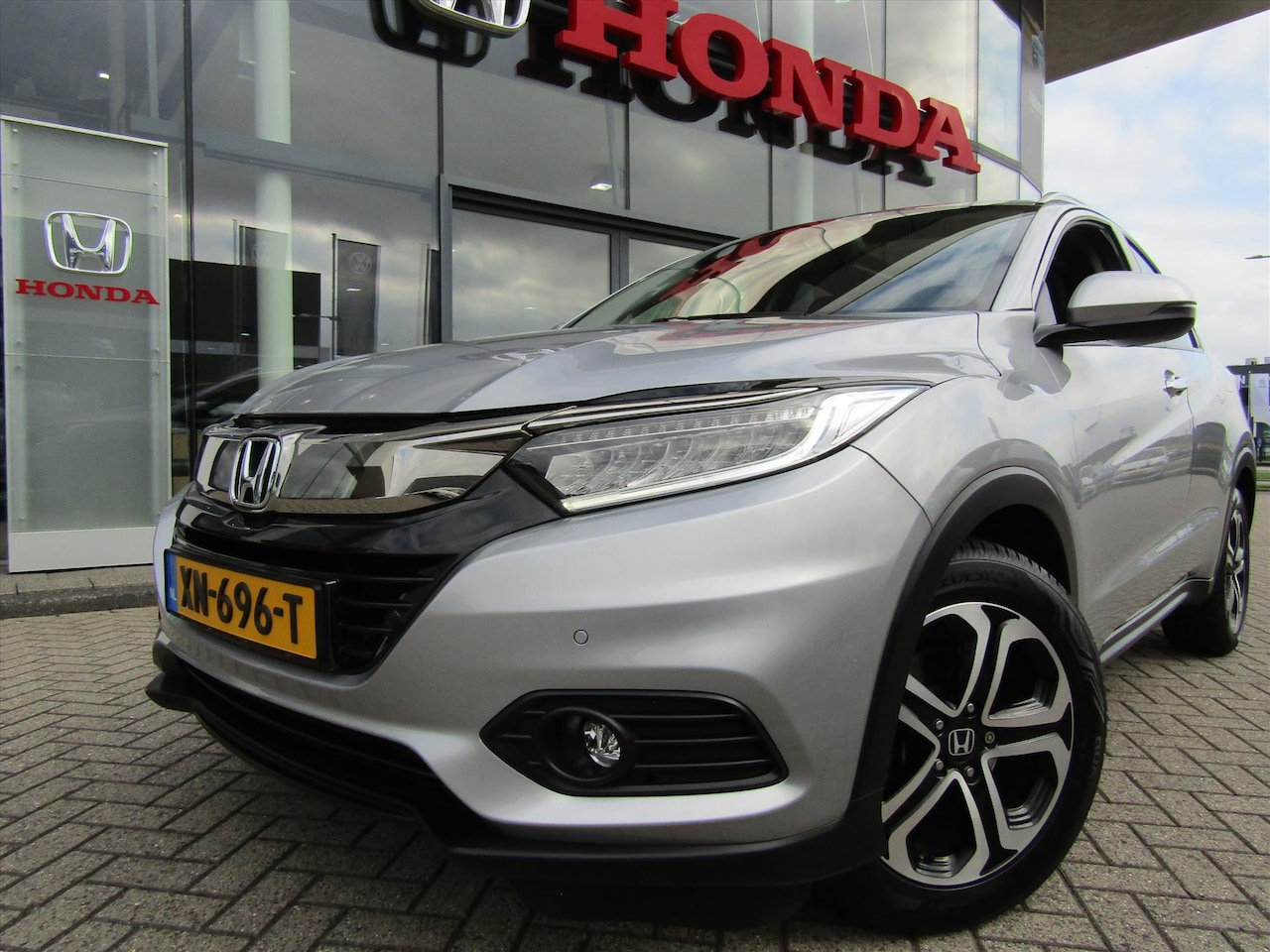 Honda HR-V - 1.5 i-VTEC 130pk CVT Executive, ILLUMINATION PACK - AutoWereld.nl