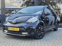 Toyota Aygo - 1.0 VVT-i Comfort 5deurs + BLUETOOTH + LED + ELEKTR PAKKET