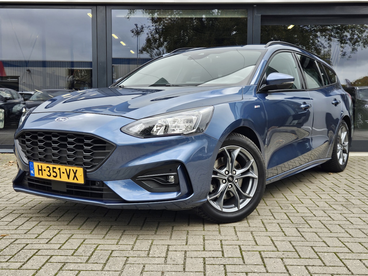 Ford Focus Wagon - 1.0 EcoBoost ST Line Business 1.0 EcoBoost ST Line Business - AutoWereld.nl