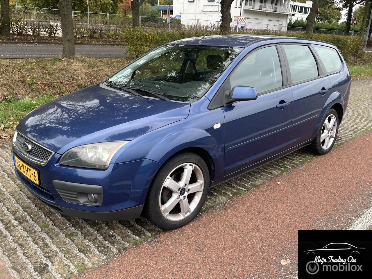 Ford Focus Wagon - 1.6-16V Ambiente 1.6-16V Ambiente - AutoWereld.nl