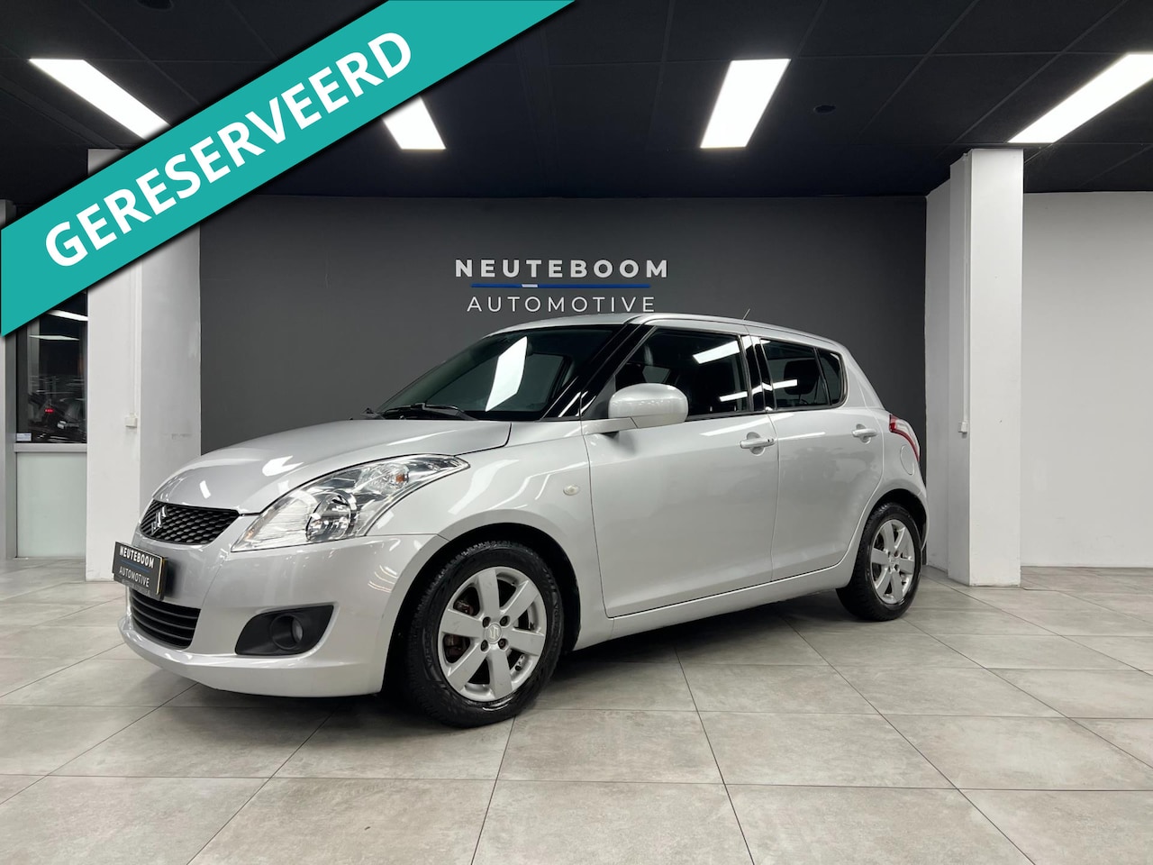 Suzuki Swift - 1.2 Automaat | Clima | Keyless |Navi| - AutoWereld.nl