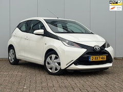 Toyota Aygo - 1.0 VVT-i x-play Scherm Camera NAP