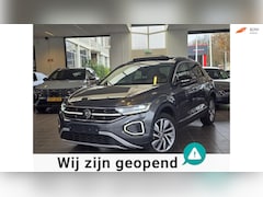 Volkswagen T-Roc - 1.5 TSI DSG FACELIFT/PANO/BEATS AUDIO/VIRTUAL/TOP AUTO