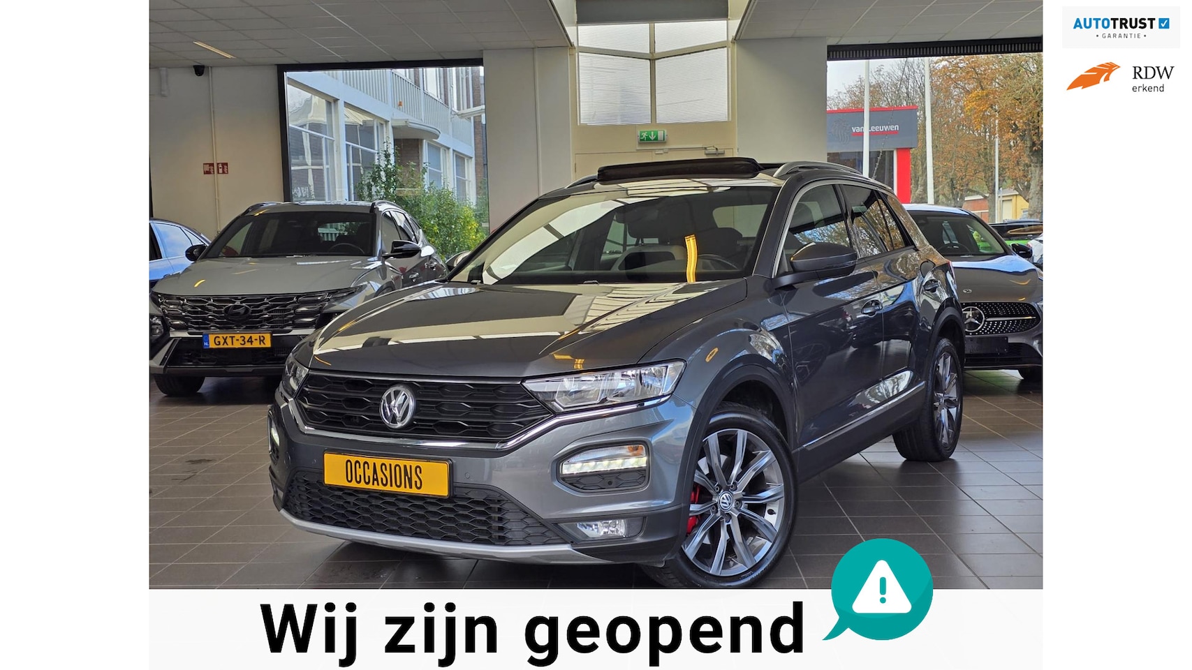 Volkswagen T-Roc - 1.5 TSI Highline Pano/Trekhaak/Navi/Top auto! - AutoWereld.nl