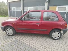 Nissan Micra - 1.0 L super zuinige automaat met maar 113000km 1750 euro